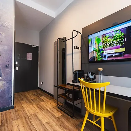 Wozna 11 Stare Apartmanhotel