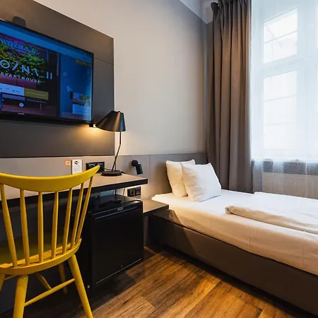 Wozna 11 Stare Apartmanhotel