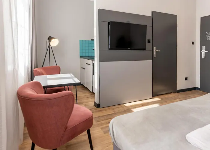 Wozna 11 Stare Apart Otel