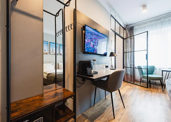 Wozna 11 Stare Apart Otel 3*