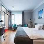 Wozna 11 Stare 3*