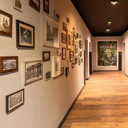 Wozna 11 Stare Aparthotel 3*