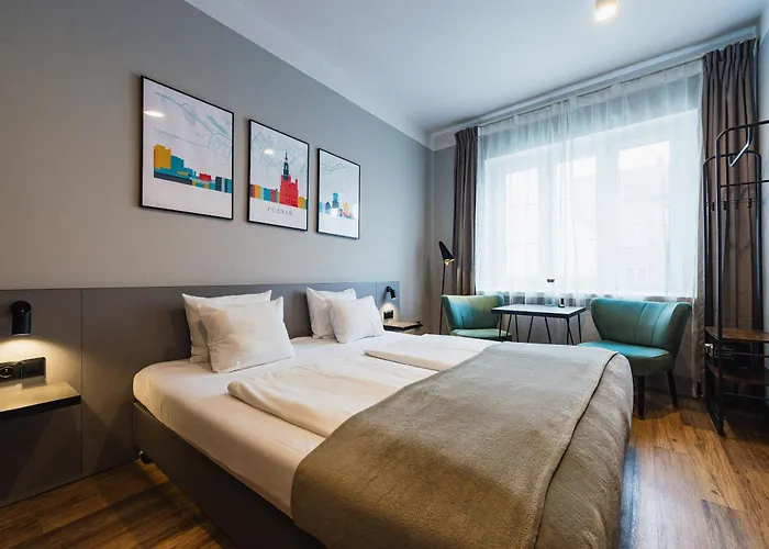 Wozna 11 Stare Aparthotel 3*