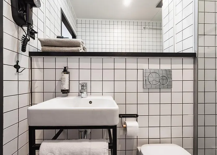 Wozna 11 Stare 3* Познань